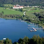 Längseeleit'n Frühstückspension 4*