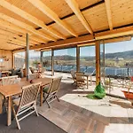 Laengseeleit'n Bed & Breakfast 4*