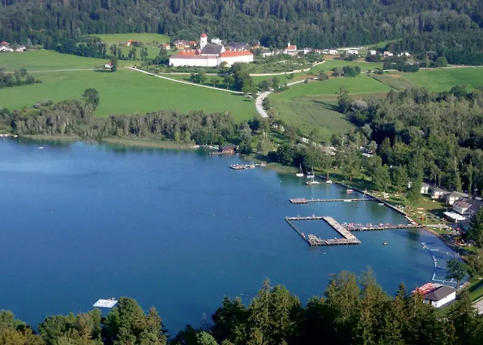 Laengseeleit'n Bed & Breakfast 4*