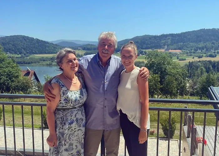 Laengseeleit'n فندق مبيت وإفطار 4*