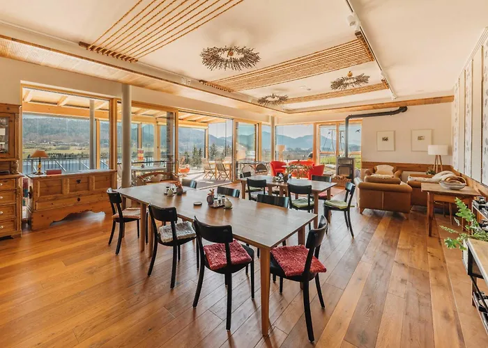 Laengseeleit'n فندق مبيت وإفطار 4*